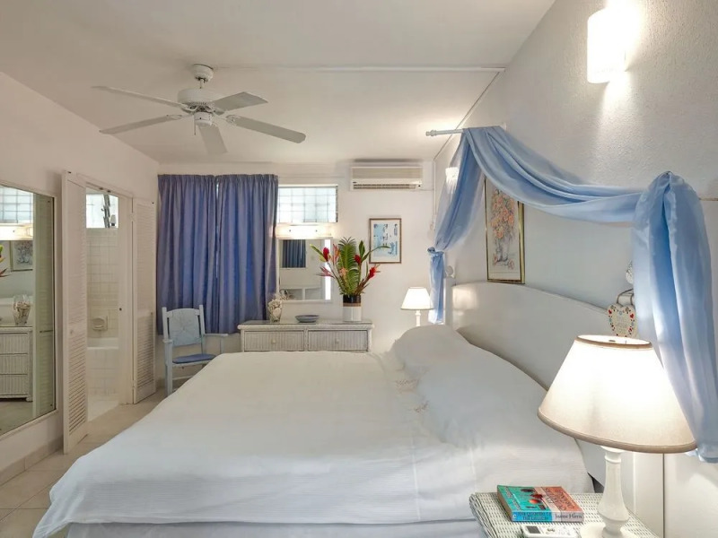 Best Luxury Spot - Holetown