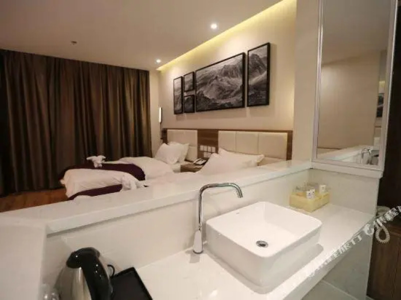 Shuimo Mingguan Holiday Hotel