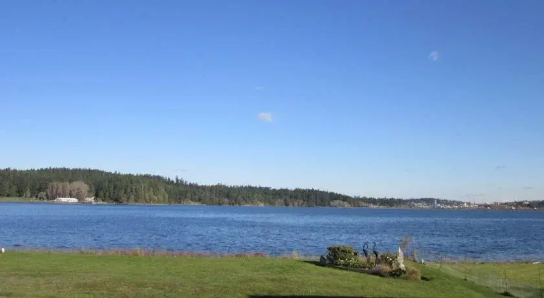 Royal Roads Oceanfront Vacation Rental