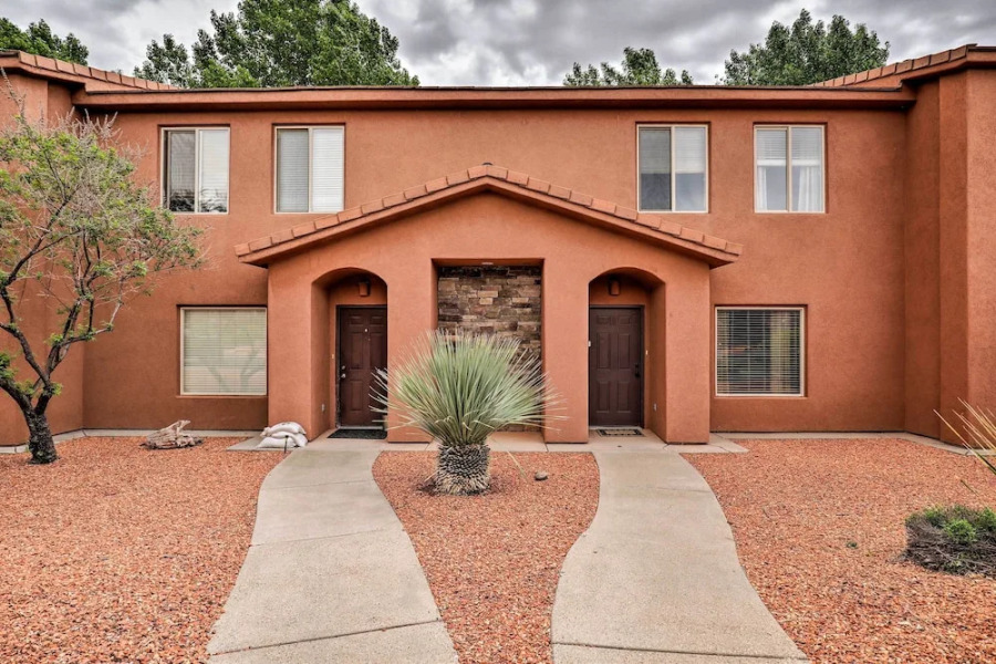 Lovely Kanab Condo in Dwtn, 30 mi to Zion NP!