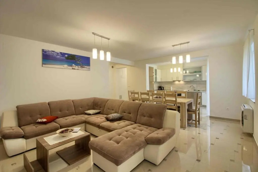 Charming villa Marisol 200m from the beach