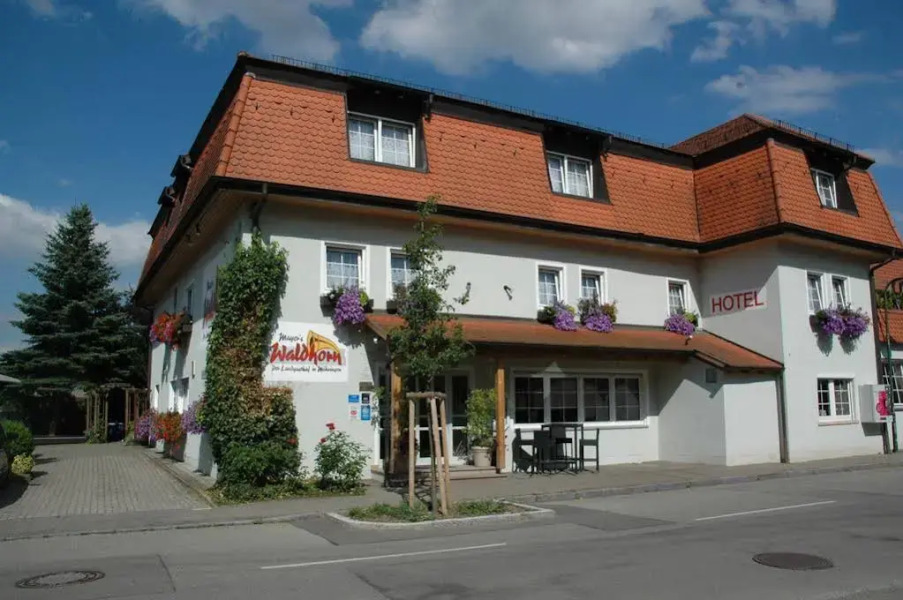 Mayers Waldhorn Hotel
