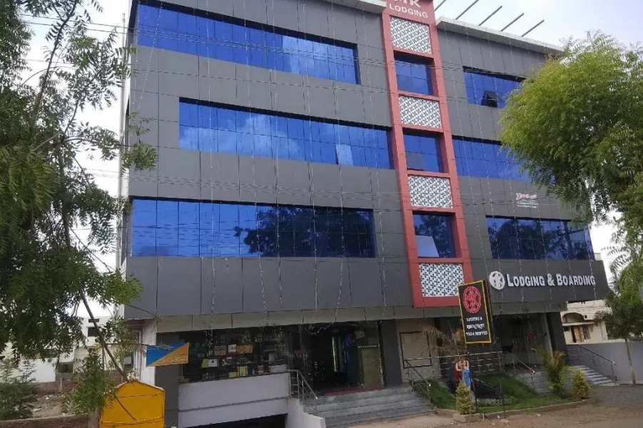 Mk Hotel And Lodge By OYO Rooms