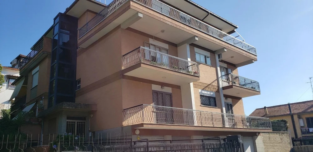 Apartment With 2 Bedrooms in Ariccia, With Wonderful sea View, Furnished Balcony and Wifi