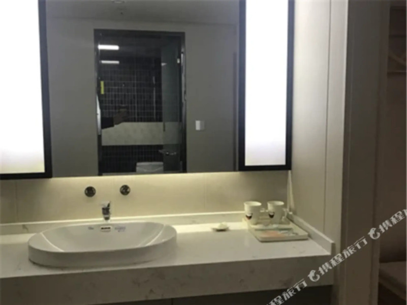 Zhumadian Wanhao Hotel