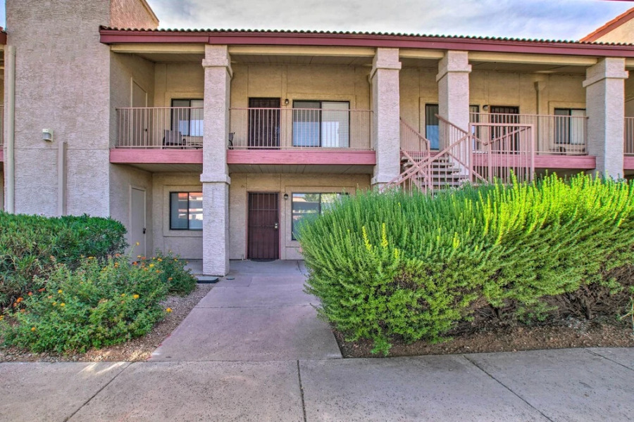 Pool Access: Mtn-view Condo in Apache Junction!