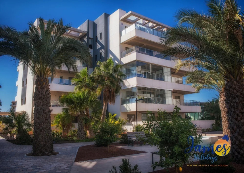 La Zenia Penthouse Indoor/outdoor Pool &gym EB3