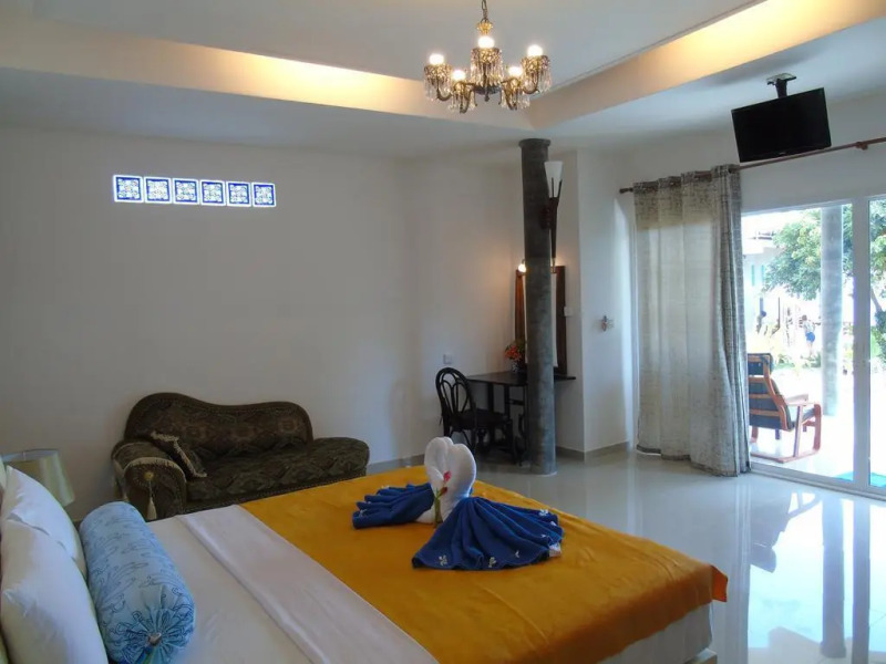 Yao Yai Beach Resort - SHA Extra Plus