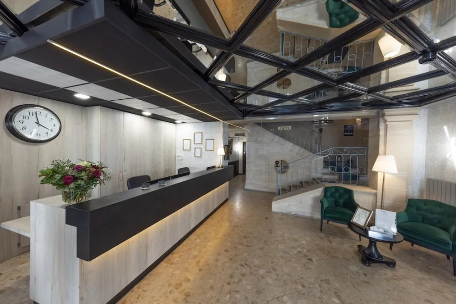 Hôtel De Brunville Et Restaurant Le 7ème Art