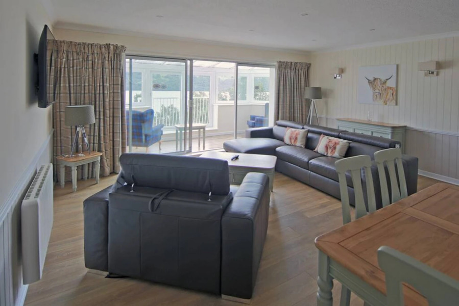 Loch Rannoch Pine Marten Lodge 4