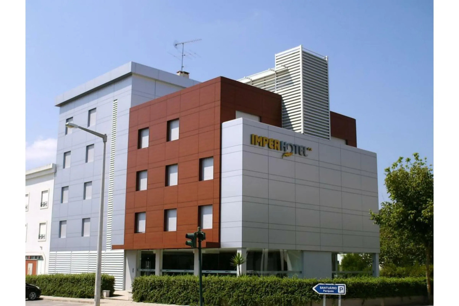 Imperhotel by Umbral