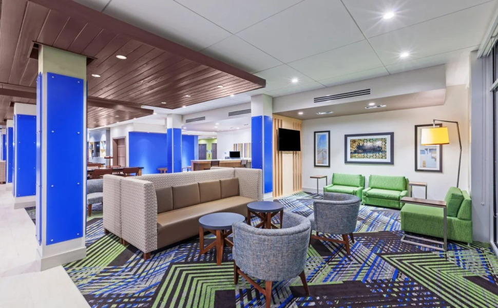 Holiday Inn Express & Suites Chanute by IHG