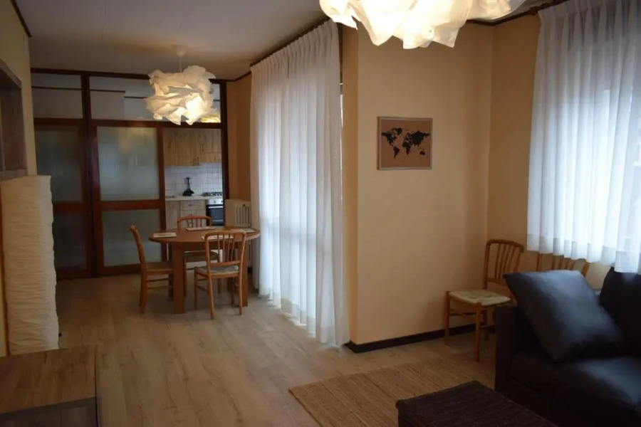 Lozzo di Cadore - Dolomiti - Piazza IV novembre