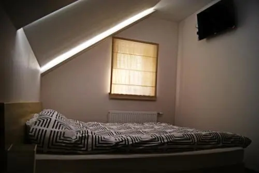 Viesu nams Raibais Asaris