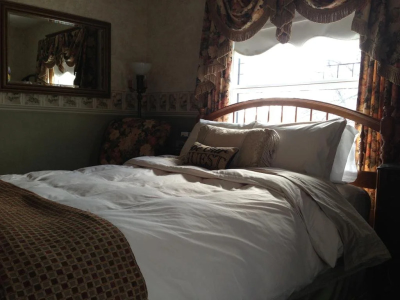 Marlborough House Bed & Breakfast