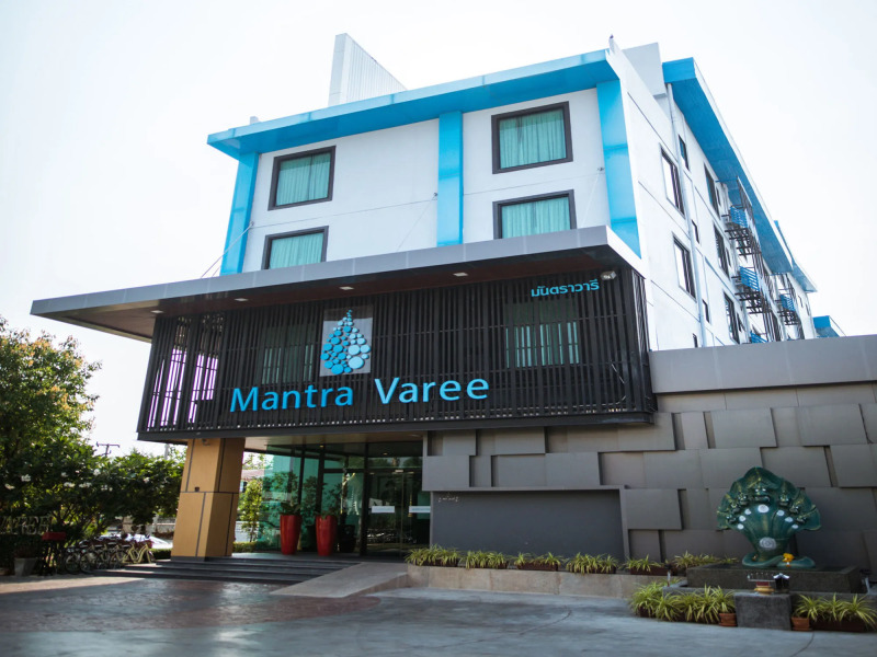 Mantra Varee Hotel