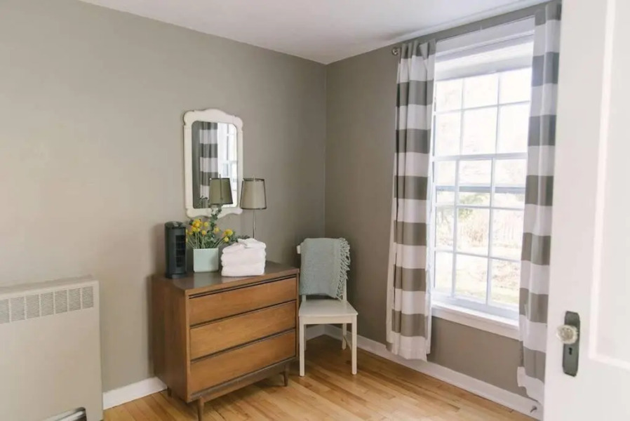 Lakeview Cottage in Downtown Baileys Harbor