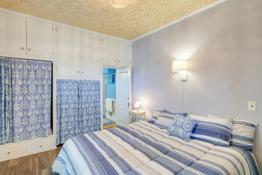 Elegant 1905 Home: Steps to Torch Lake & Dtwn