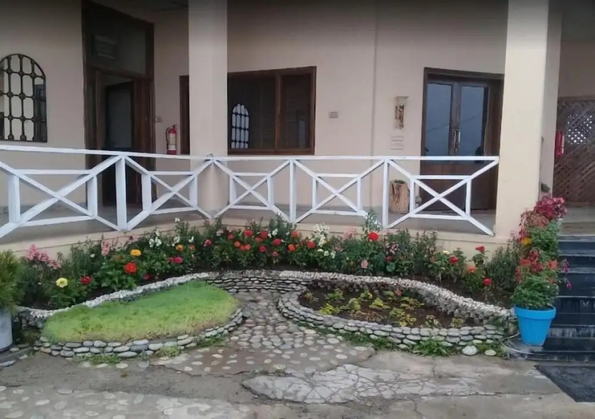 Lalazar Family Resort