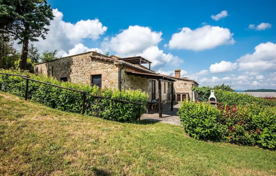 Stunning Apartment in Radicondoli With Outdoor Swimming Pool, Wifi and 2 Bedrooms