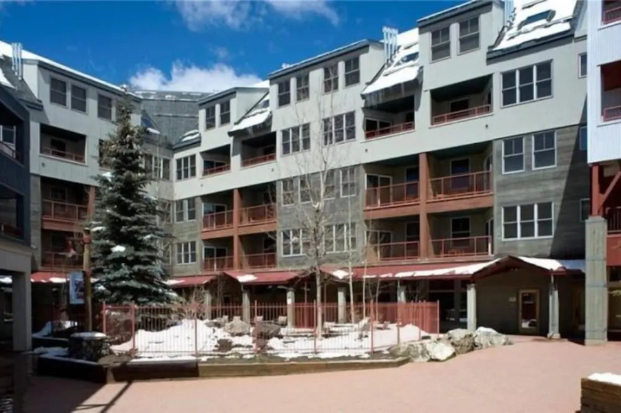 1 Bedroom Mountain Condo in River Run Village with Beautiful Mountain Views and Walking Distance to Ski