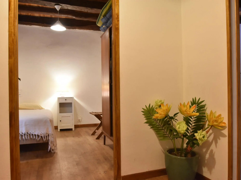 Graceful Home in Berbiguières, Valley of the Castles at 15min