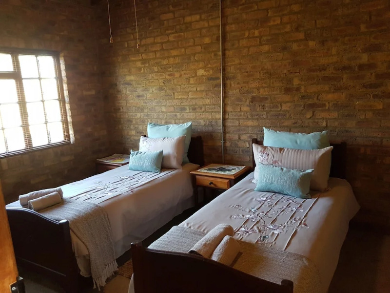 Buffalo Hill Safari Lodge