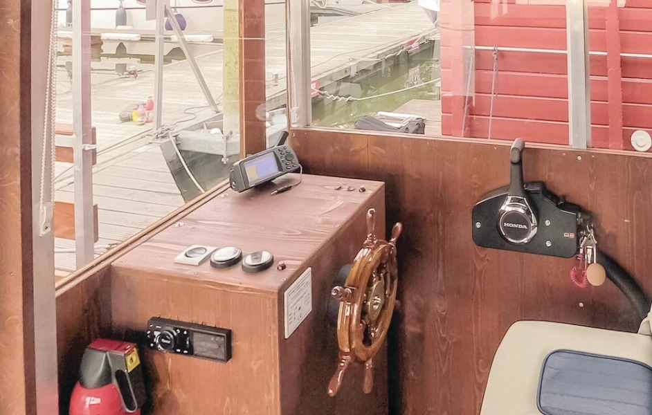 Awesome Ship/boat in Neustrelitz With 2 Bedrooms and Wifi