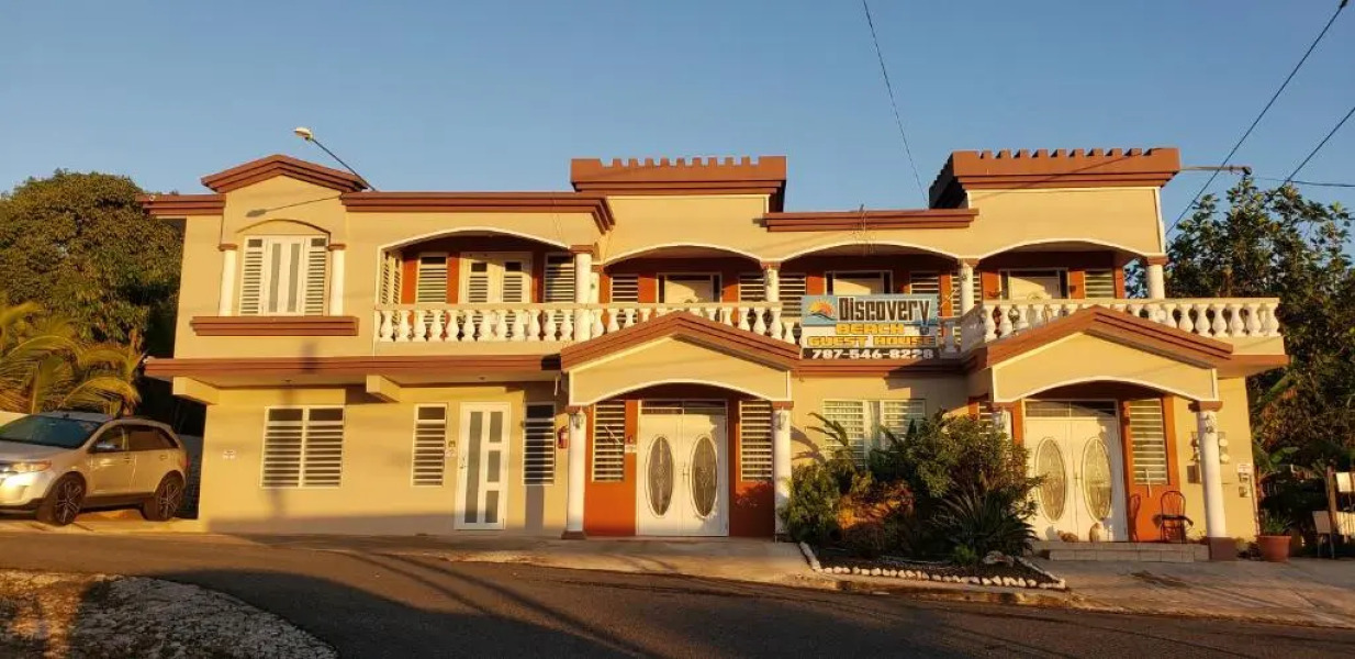 Discovery Beach Apartments