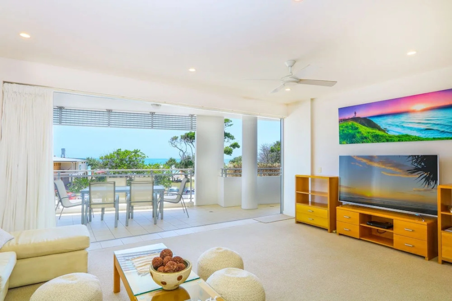 Azura Ocean View Holiday Apartment