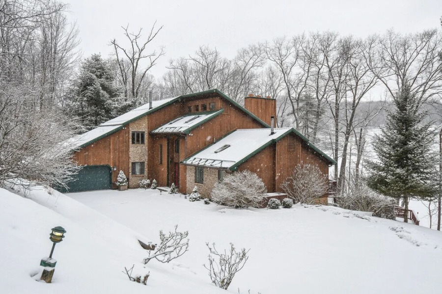 Shelby On The Lake House