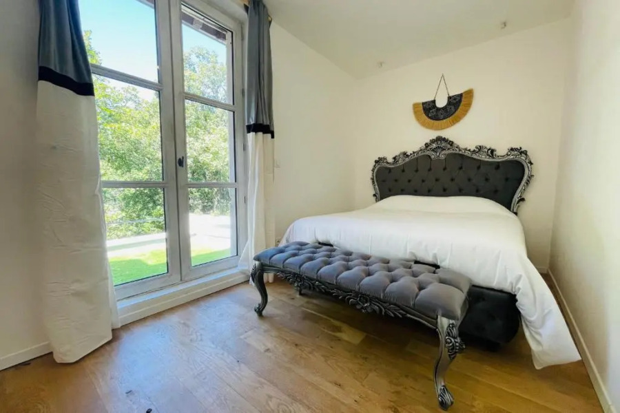 The Ronsardienne Suite in a charming mansion at the gates of Tours