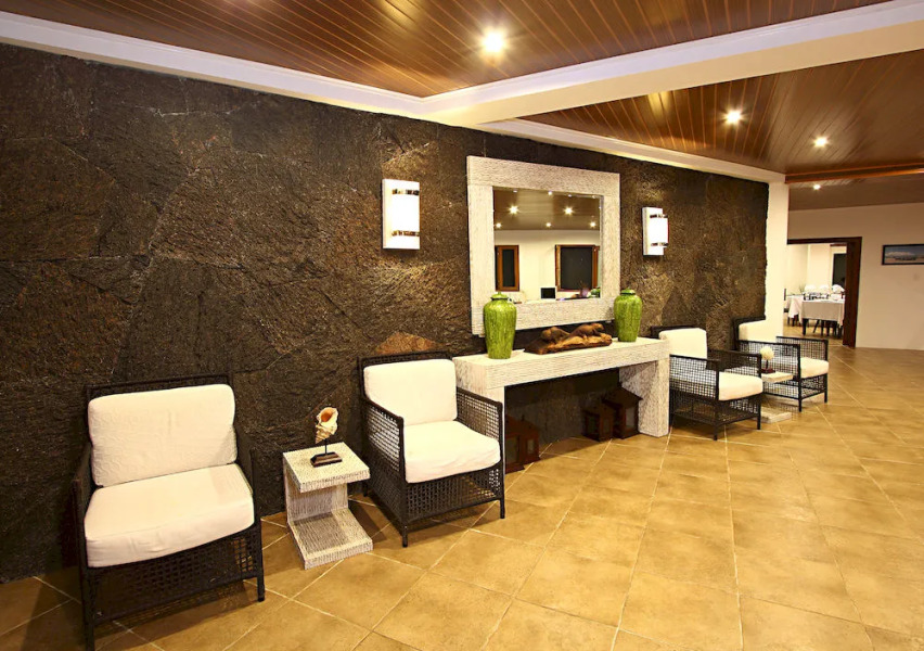 Iguana Crossing Boutique Hotel