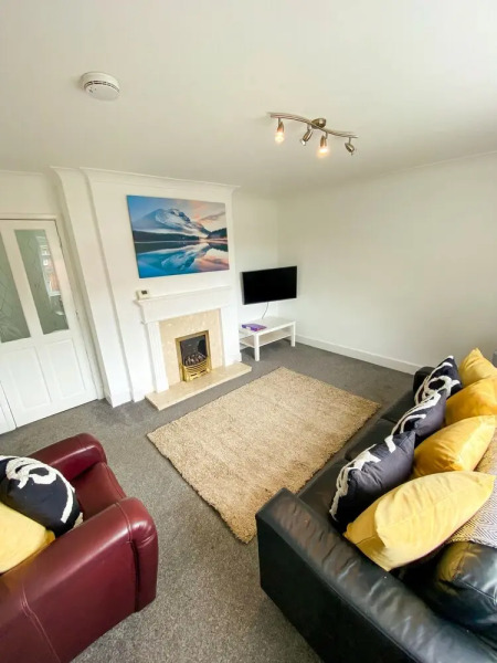 Sarabell House - 2 Bedrooms, Choppington