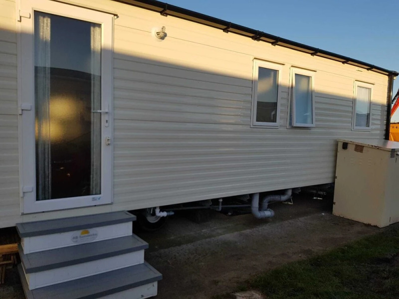 8 Berth Pet Friendly New Caravan in Towyn, Wales