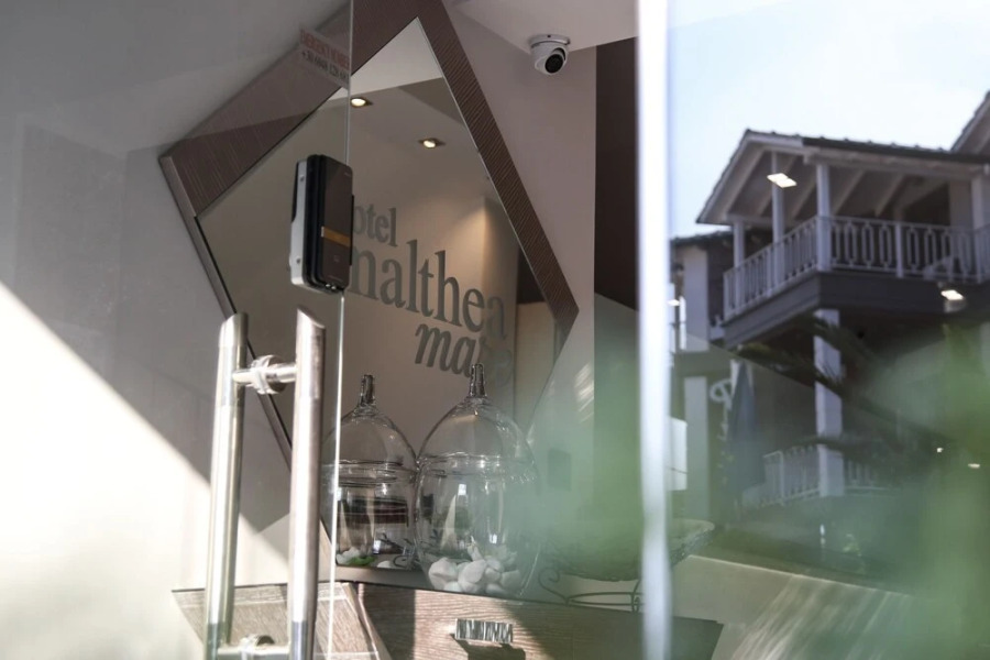 Rooms Amalthea Mare & Cafe - Bistro