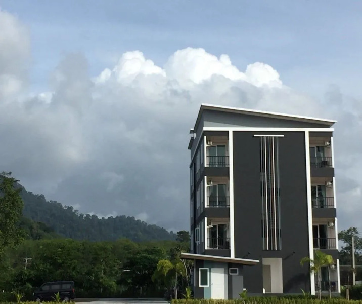 Living at Sphere Apartment - Family room