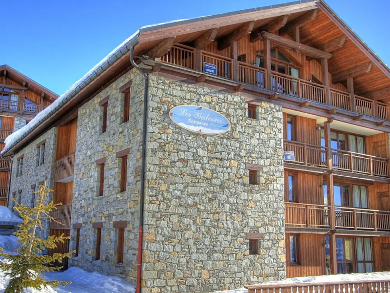 Spacious Apartment in French-italian ski Resort San Bernardo
