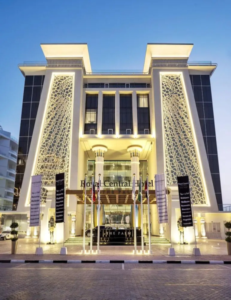 Royal Central Hotel & Resort — the Palm