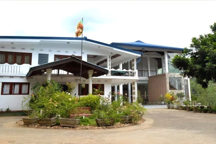 Thushara Hotel