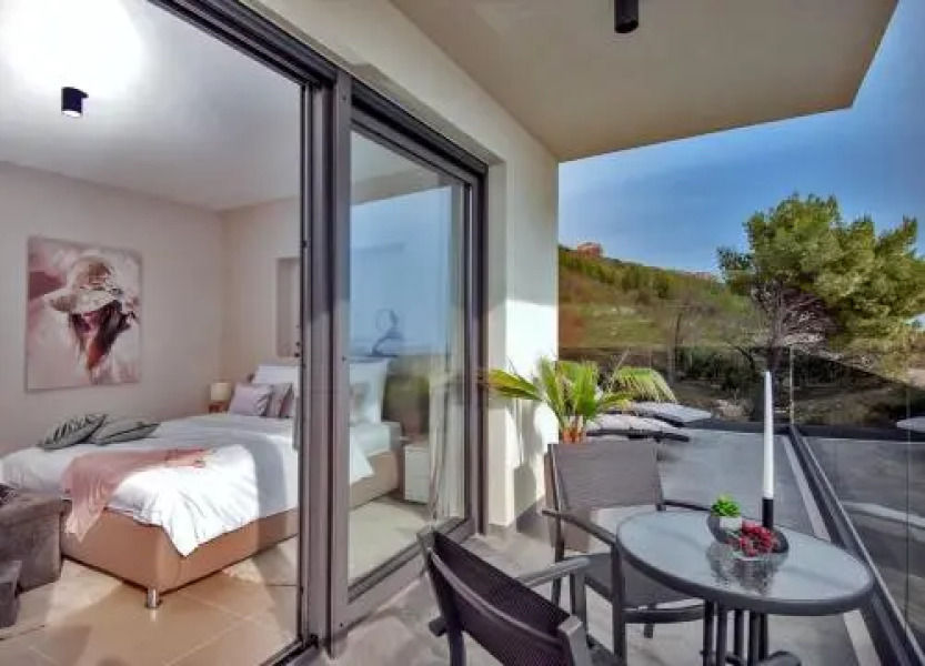 Luxury Villa Happiness