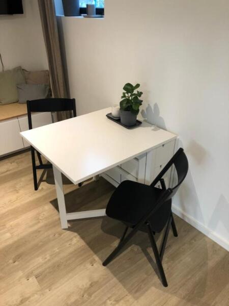 Bezaubernde Gästesuite mit Terrasse im Hinterhof