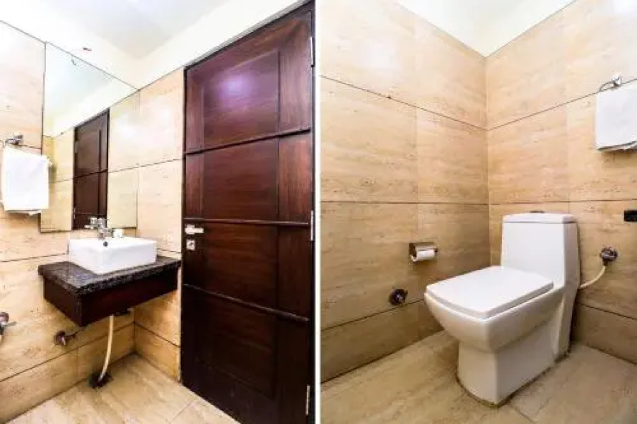 OYO 18810 Hotel Noor Mahal