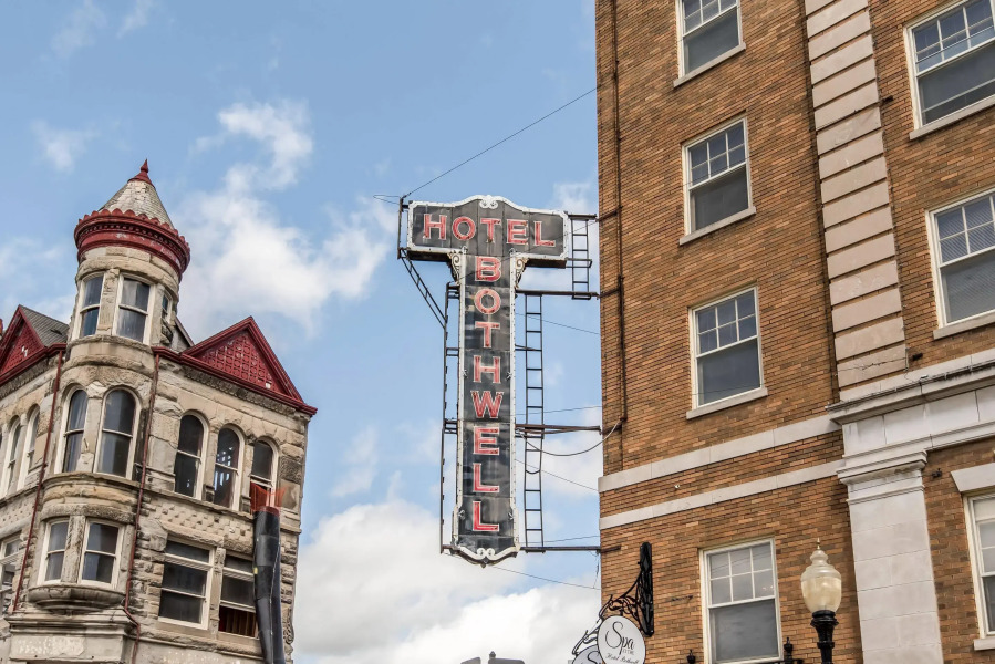 Hotel Bothwell Sedalia Central District, an Ascend Collection Hotel