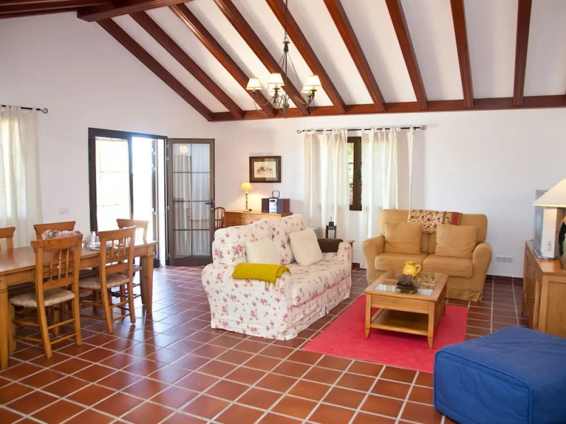 Very Centrally Located, Detached Villa With Private Swimming Pool in Lanzarote