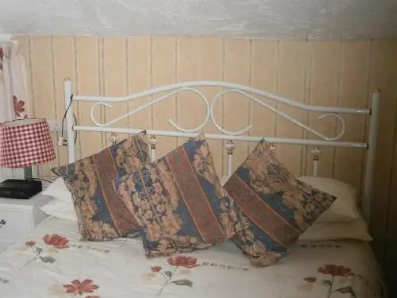 Guesthouse The Royale Hotel