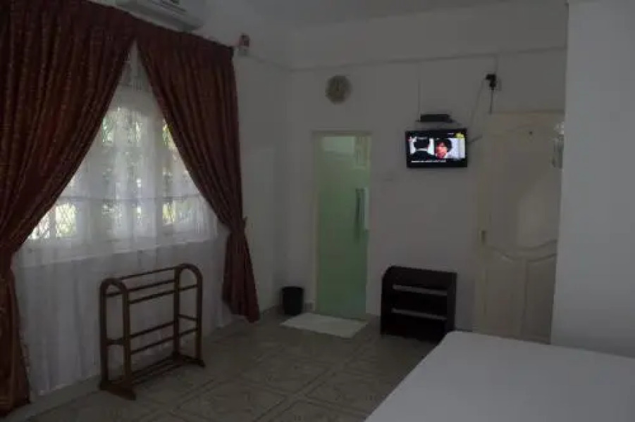 Sethsura Grand Hotel