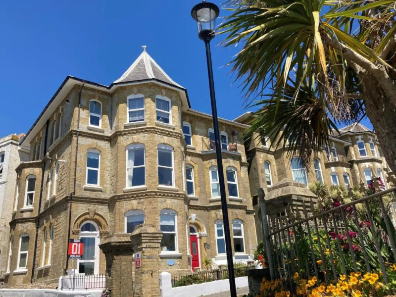 Flat 2, 1 Alexandra Gardens - Pet friendly