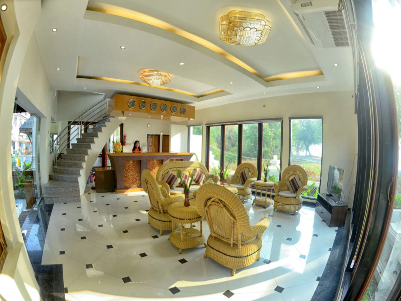 Shwe Taung Tan Hotel Lake View