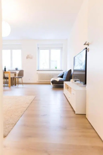 - NEU - Große & gemütliche 3 Zimmer Wohnung